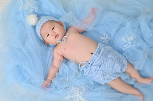 黑龙江宝宝流黄鼻涕打喷嚏